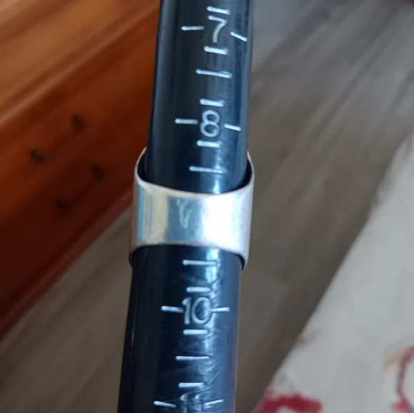 Sterling Silver Ring - Picture 6 of 9